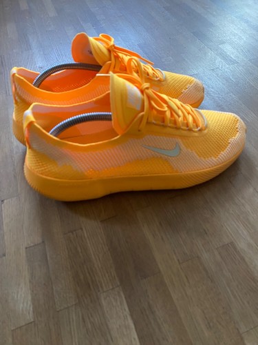 Nike free orange 2 mal - 45,5,